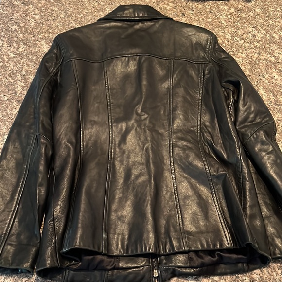 🛍️ SOLD 🛍️ Soft Moto Leather Jacket - Picture 8 of 12